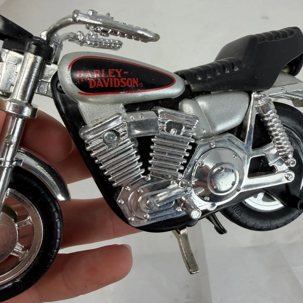 Vintage 1981 Kidco Matchbox Harley Davidson Motorcycle Toy Silver Black